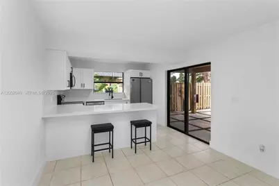 14213 SW 94th Cir Ln #104-8, Miami, FL 33186 - Photo 9