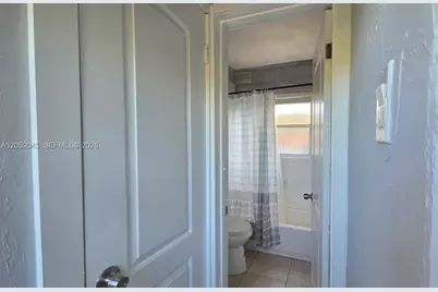 1430 NW 7th St, Fort Lauderdale, FL 33311 - Photo 7