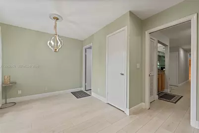 6307 Silk Oak Cir, Tamarac, FL 33319 - Photo 21