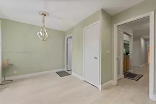 6307 Silk Oak Cir, Tamarac, FL 33319 - Photo 21