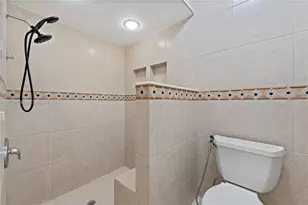 6307 Silk Oak Cir, Tamarac, FL 33319 - Photo 29