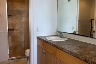 7441 Wayne Ave, Miami Beach, FL 33141 - Photo 9