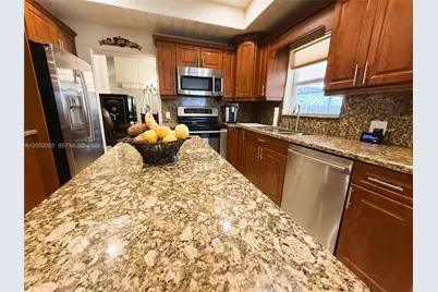8765 SW 58th Street, Cooper City, FL 33328 - Photo 9