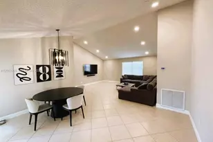 8765 SW 58th St, Cooper City, FL 33328 - Photo 19