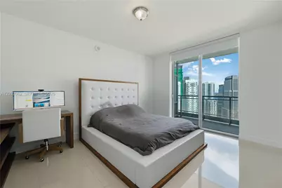 90 SW 3rd St #3511, Miami, FL 33130 - Photo 9
