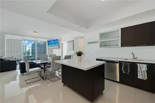 90 SW 3rd St, Miami, FL 33130 - Photo 5