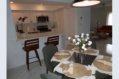 8401 SW 107th Ave #130E, Miami, FL 33173 - Photo 5