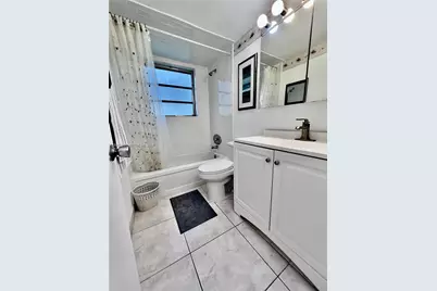 501 Blue Heron Dr #121-A, Hallandale Beach, FL 33009 - Photo 13
