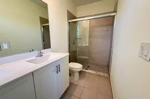 11115 W 32nd Ln, Hialeah, FL 33018 - Photo 13