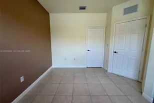 11115 W 32nd Ln, Hialeah, FL 33018 - Photo 5
