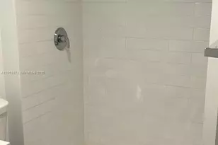 141 NW 16th Ave, Miami, FL 33125 - Photo 3