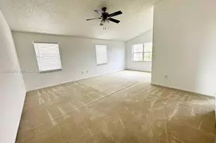 7647 Rockport Cir, Lake Worth, FL 33467 - Photo 7
