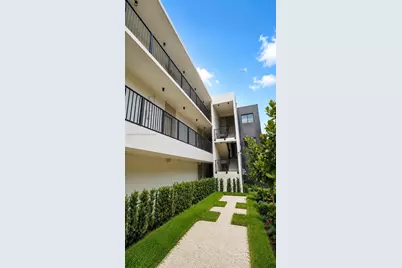 8106 NE 1st Ave #9, Miami, FL 33138 - Photo 9