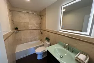 9211 SW 13th St, Miami, FL 33174 - Photo 15