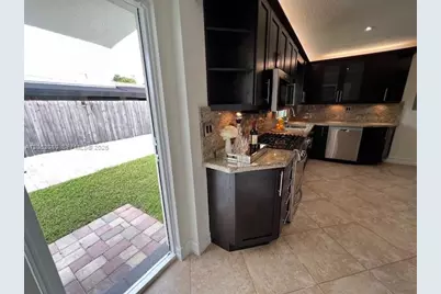 9211 SW 13th St, Miami, FL 33174 - Photo 33