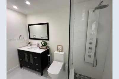 9211 SW 13th St, Miami, FL 33174 - Photo 21