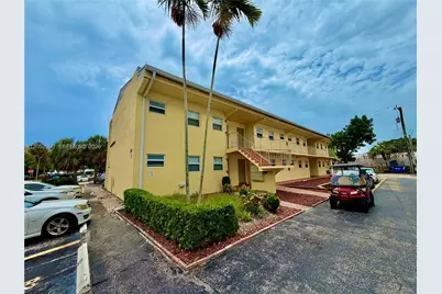 2352 NE 9th St #B, Fort Lauderdale, FL 33304 - Photo 1