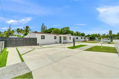 11520 SW 138th St, Miami, FL 33176 - Photo 3