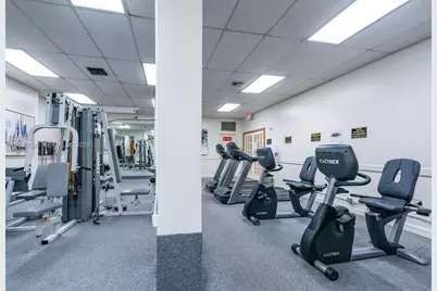 3800 S Ocean Dr #611, Hollywood, FL 33019 - Photo 17