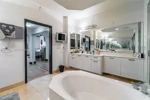 10700 NW 66th St, Doral, FL 33178 - Photo 27