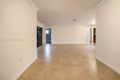 9320 NW 13th St, Pembroke Pines, FL 33024 - Photo 5