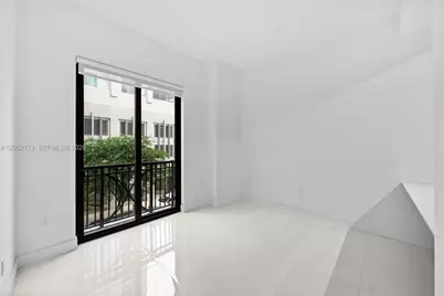 301 Altara Ave #205, Coral Gables, FL 33146 - Photo 7