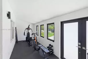 3321 NE 170th St, North Miami Beach, FL 33160 - Photo 43