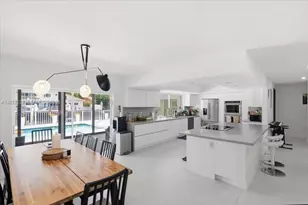 3321 NE 170th St, North Miami Beach, FL 33160 - Photo 35