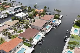 3321 NE 170th St, North Miami Beach, FL 33160 - Photo 7