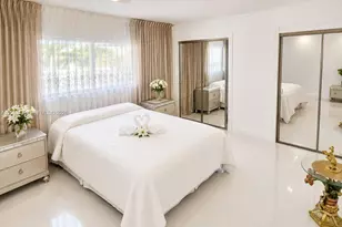 301 NE 14th Ave, Hallandale Beach, FL 33009 - Photo 13