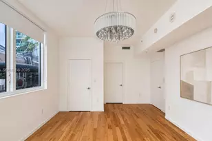 253 NE 2nd St, Miami, FL 33132 - Photo 9