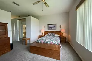 1020 Bear Island Dr, West Palm Beach, FL 33409 - Photo 13