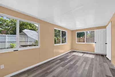 4351 NW 25th St, Lauderhill, FL 33313 - Photo 15
