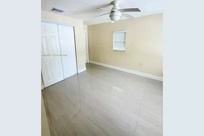 1330 Marseille Dr #N/A, Miami Beach, FL 33141 - Photo 9