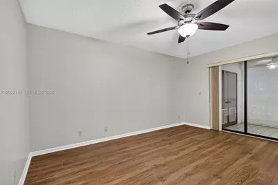 7626 Tahiti Ln #204, Lake Worth, FL 33467 - Photo 23