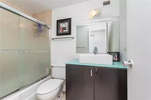 905 Brickell Bay Dr, Miami, FL 33131 - Photo 5