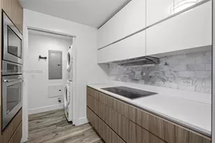 600 NE 27th St, Miami, FL 33137 - Photo 15