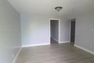 4017 SW 24th St, West Park, FL 33023 - Photo 11