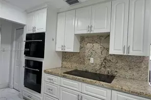 11911 SW 185th St, Miami, FL 33177 - Photo 3