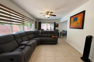 8291 NW 17th Ct, Pembroke Pines, FL 33024 - Photo 9