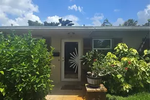8291 NW 17th Ct, Pembroke Pines, FL 33024 - Photo 3