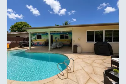 8291 NW 17th Ct, Pembroke Pines, FL 33024 - Photo 11