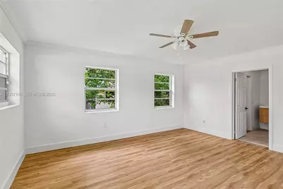 130 NW 85th St #--, Miami, FL 33150 - Photo 21