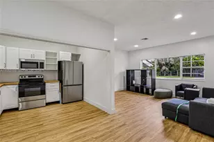 130 NW 85th St, Miami, FL 33150 - Photo 15