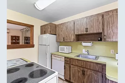 640 Cardinal St, Miami Springs, FL 33166 - Photo 25