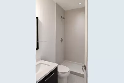 9151 NW 33rd St, Doral, FL 33172 - Photo 19