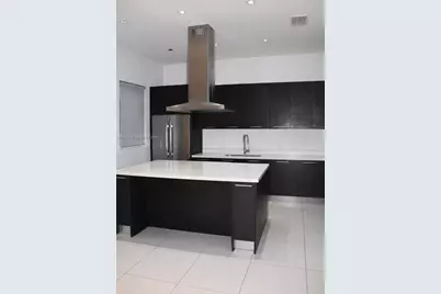 9151 NW 33rd St, Doral, FL 33172 - Photo 11