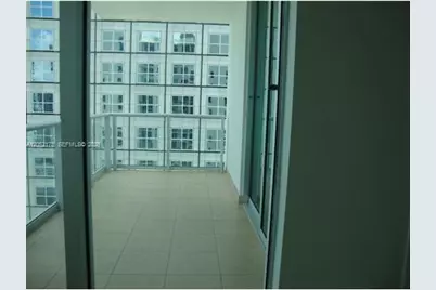 300 S Biscayne Blvd #T-3511, Miami, FL 33131 - Photo 3