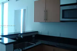 300 S Biscayne Blvd, Miami, FL 33131 - Photo 5