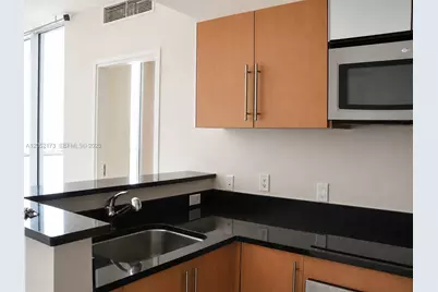 300 S Biscayne Blvd #T-3511, Miami, FL 33131 - Photo 3